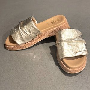 Vince camuto gold cork sandals